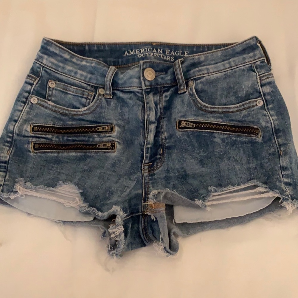 American Eagle High Rise Shortie